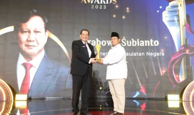 Hadiri detikcom Awards 2023, Menhan Prabowo Raih Penghargaan Kategori “Tokoh Peneguh Kedaulatan Negara”