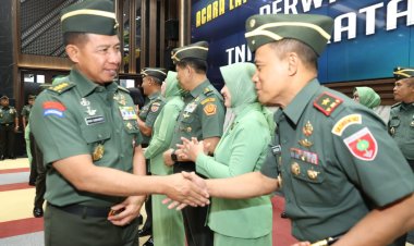 Wakasad Terima Laporan Korps Kenaikan Pangkat 10 Pati TNI AD