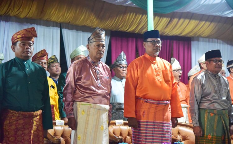 Wabup H.Syamsuddin Uti Menutup MTQ Ke-53 Tingkat Kabupaten Inhil, Kafilah Kec.Tembilahan Hulu Keluar Sebagai Juara Umum