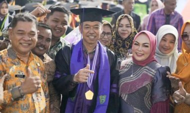 Bupati Rohil, Resmi Menyandang Gelas Magister Sain (M,SI)