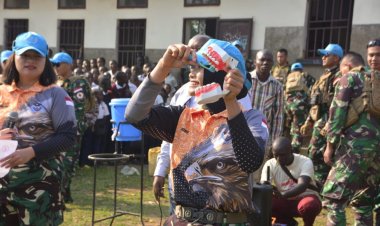 Female Peacekeepers Indo RDB Melakukan Patroli Malam dengan Kendaraan untuk Mencegah Kekerasan terhadap Wanita dan Anak di Afrika