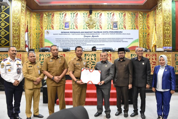 "Ranperda Pajak dan Retribusi Akhirnya Disahkan dalam Sidang Paripurna"
