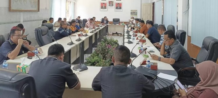 Banggar DPRD dan TAPD Kuansing Sepakati Anggaran Pendapatan dan Belanja Daerah (APBD) 2024 Sebesar Rp1,569 Triliun