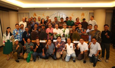 Topaz: Bibit Sawit Unggul dari Asian Agri, Pilihan Terbaik Petani Kelapa Sawit