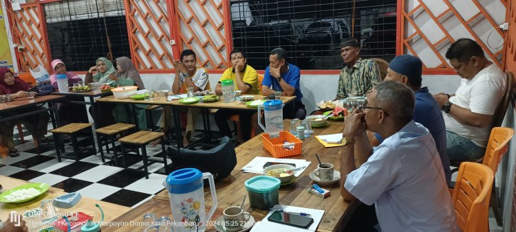 Rapat Pengurus RT 03 RW 04 Tangkerang Barat Marpoyan Damai: Agenda dan Hasilnya