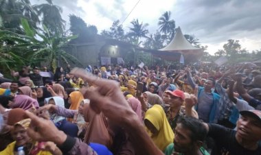 Tak Terbendung, Kampanye Afrizal Sintong-Setiawan di Parit Aman Bak Lautan Manusia