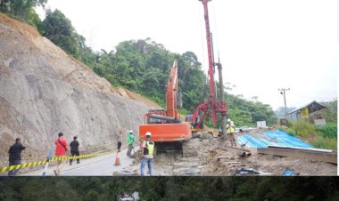 Tinjau Perbaikan Jalan Batu Jomba, Bobby Nasution Pastikan Jalur Mudik Lebaran 2025 Aman