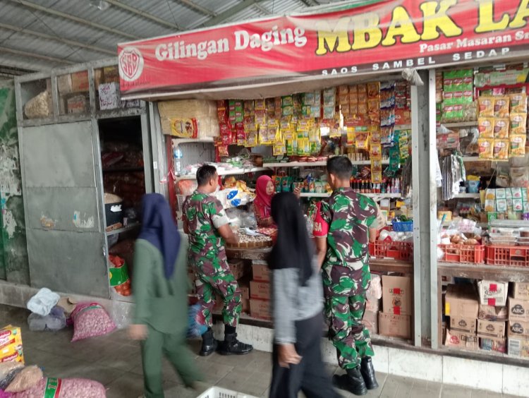 Stok dan Harga Sembako Dipantau Babinsa Desa Gebang