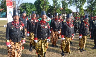 Tentara Keraton Dukung Pembukaan TMMD ke-125 Kodim Surakarta