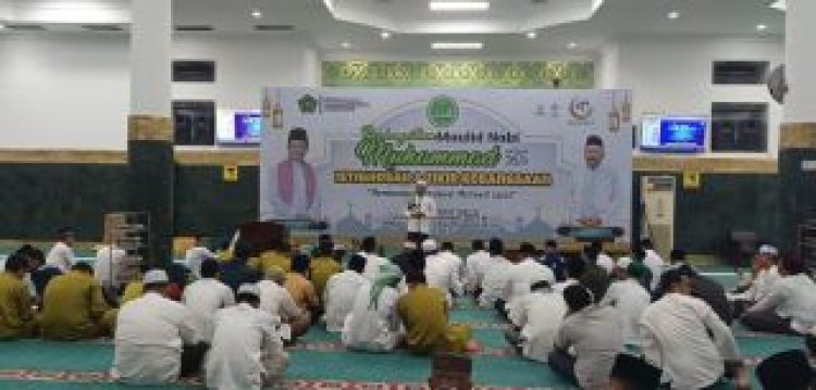 Maulid Nabi Muhammad SAW di Masjid Raya An-Nur Pekanbaru, Ribuan Umat Hadiri Zikir Kebangsaan