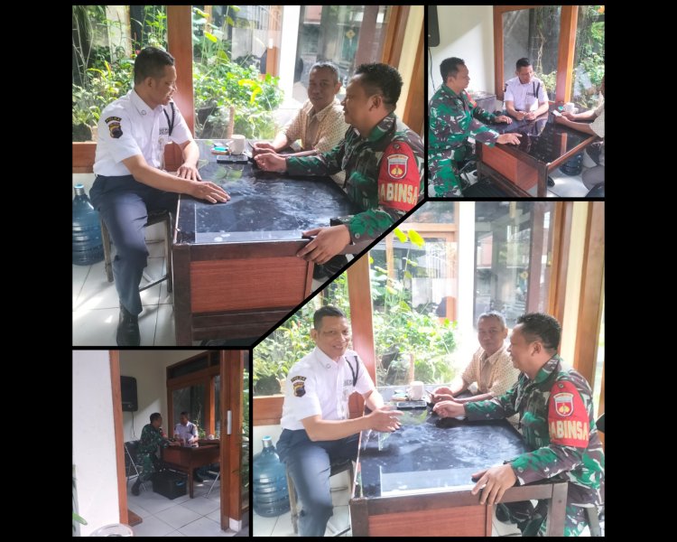 Babinsa Kemlayan Pererat Kedekatan Warga Lewat Komsos di Surakarta