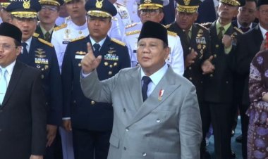 Prabowo Ajak Kapolri, Panglima TNI & Fadli Zon Nyanyikan Indonesia Pusaka