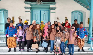 Babinsa Kemlayan Dukung Wisata Budaya Surakarta Bersama Pokdarwis