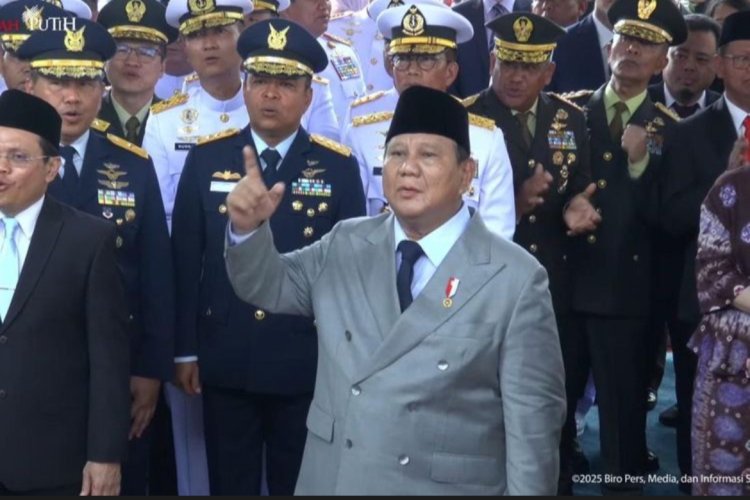 Prabowo Ajak Kapolri, Panglima TNI & Fadli Zon Nyanyikan Indonesia Pusaka
