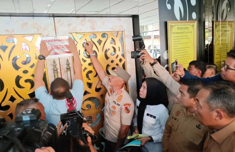 Wako Pekanbaru Segel THM Paragon Usai Viral Video Kontes Waria