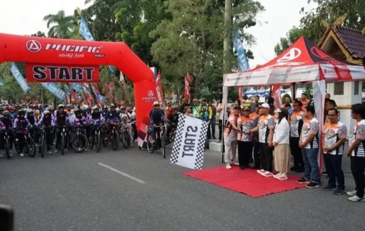 Ribuan Peserta Fun Bike, Wako Agung Targetkan Pekanbaru Jadi Kota Sport Tourism