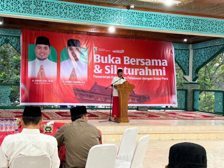 Pemkab Pelalawan Gelar Buka Puasa Bersama Insan Pers, Bupati Zukri Tekankan Sinergi dan Optimisme Pembangunan