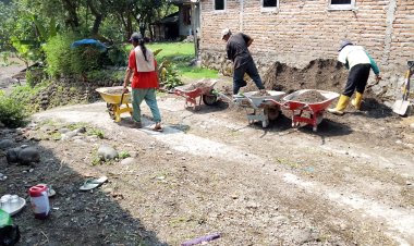 Gotong Royong TNI dan Warga Bangun Jembatan Garuda Wonogiri