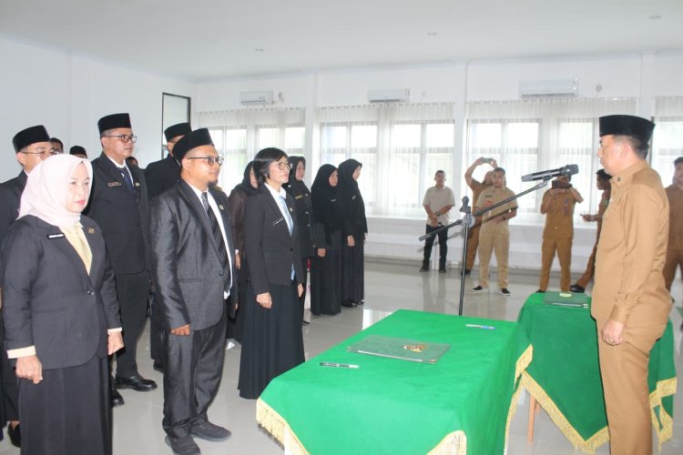 Sekda Inhu Lantik Kepala UPT Puskesmas