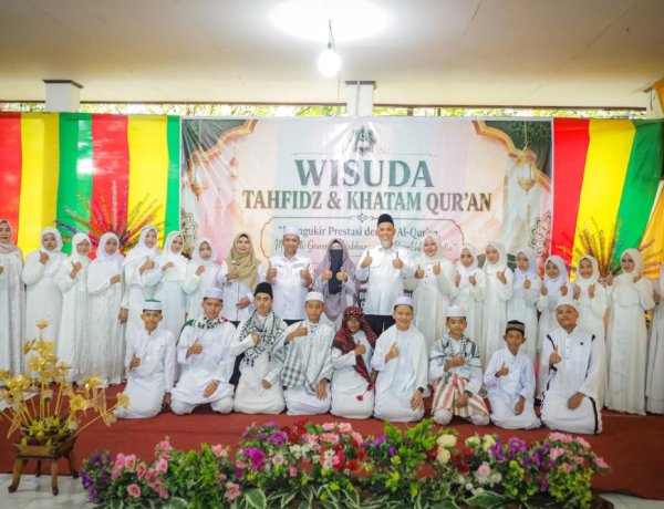 Wali Kota Paisal Hadiri Wisuda Tahfizh SMPN Binsus Dumai, Titip Pesan untuk Orang Tua