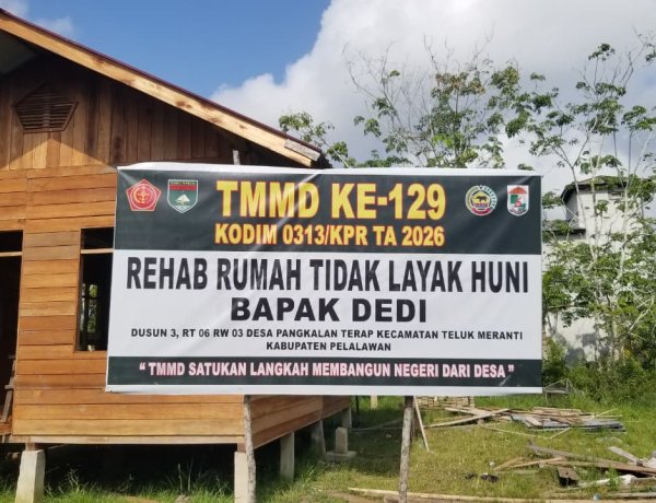 Meski Terkendala Bahan Material,Pembangunan RTLH Rumah Pak Dedi di Desa Pangkalan Terap Capai Progres 70 Persen