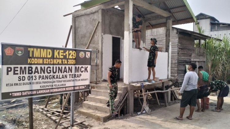 Hadirkan Fasilitas Sehat Bagi Siswa dan warga, Pembangunan MCK SD 013 Pangkalan Terap Segera Siap Digunakan   