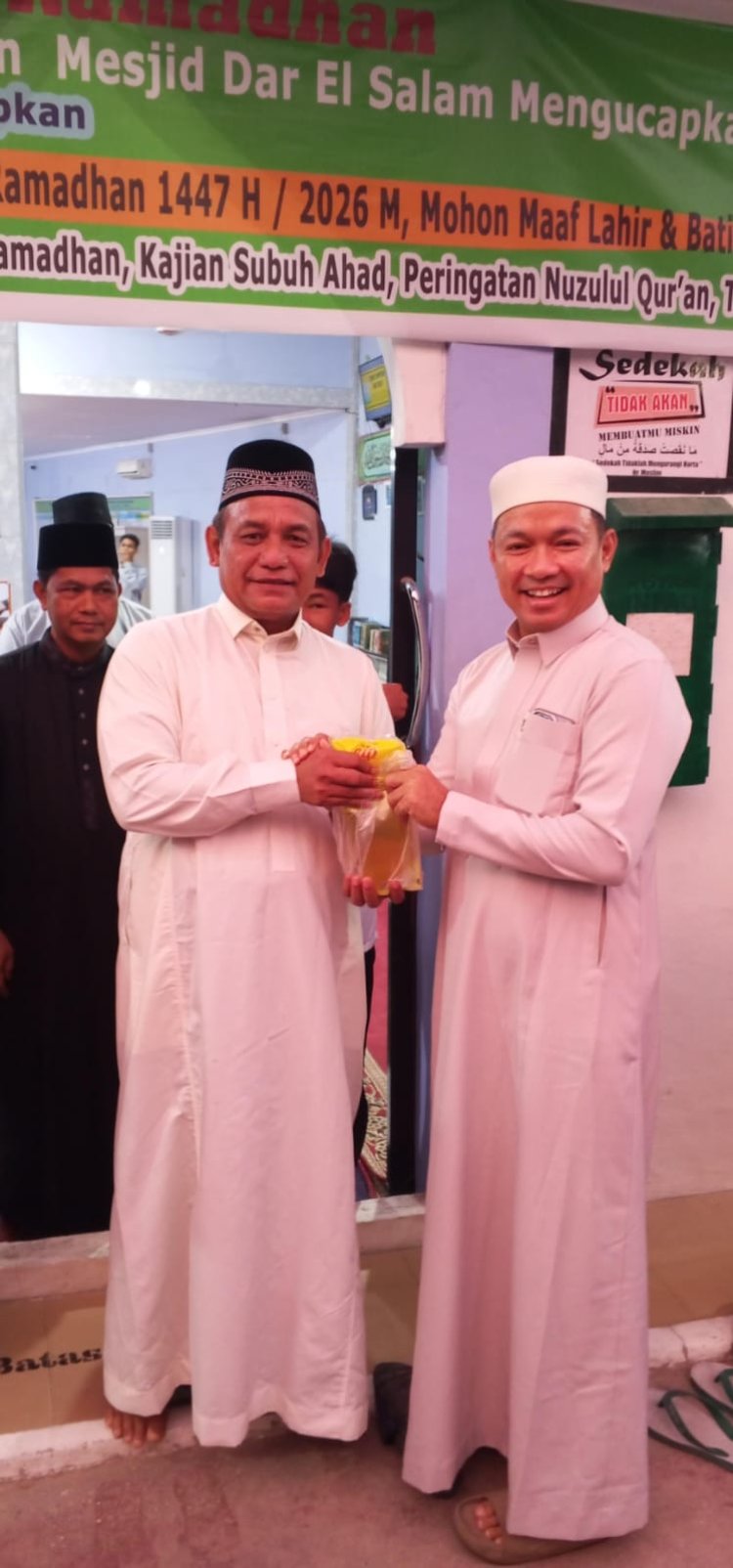 Wakil Bupati Pelalawan H Husni Tamrin Galakan Shalat Subuh Berjama'ah Dan Berbagi Sedekah